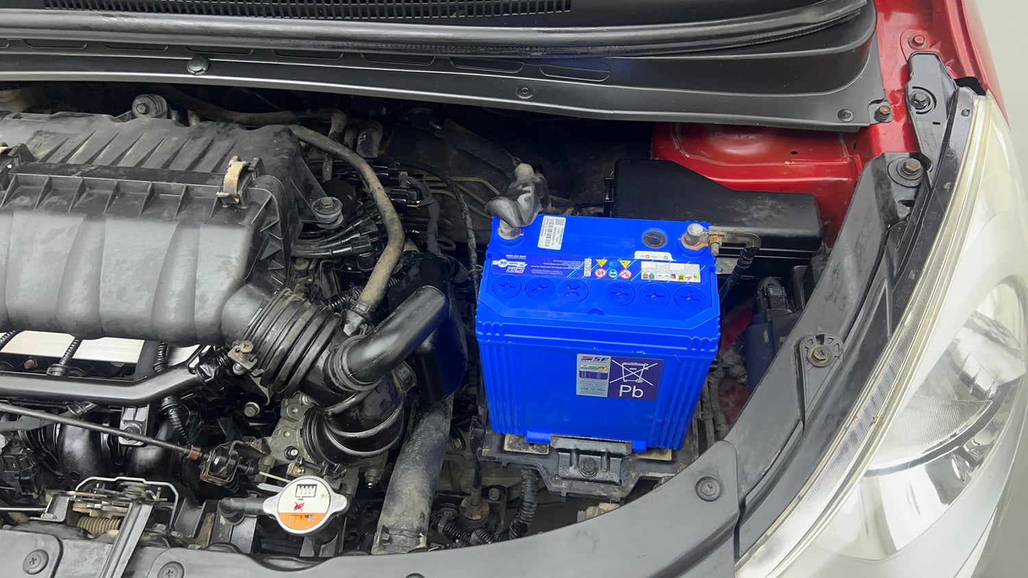 Used 2013 Hyundai i10 Magna 1.2 Kappa2 Petrol Manual engine ENGINE LEFT SIDE VIEW