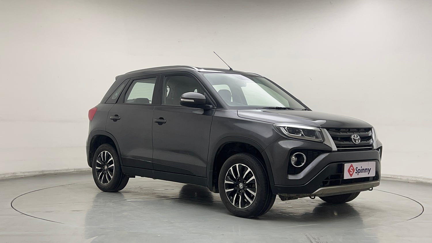 Used 2021 Toyota Urban Cruiser Premium Grade MT Petrol Manual exterior RIGHT FRONT CORNER VIEW