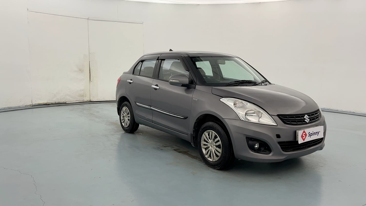 Used 2014 Maruti Suzuki Swift Dzire VDI Diesel Manual exterior RIGHT FRONT CORNER VIEW
