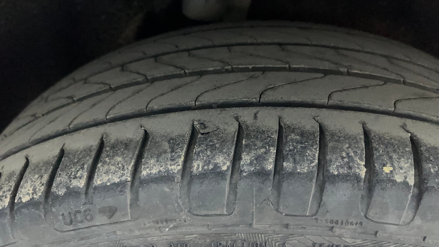 Used 2015 Ford EcoSport Titanium 1.5 TDCi (Opt) Diesel Manual tyres RIGHT REAR TYRE TREAD VIEW