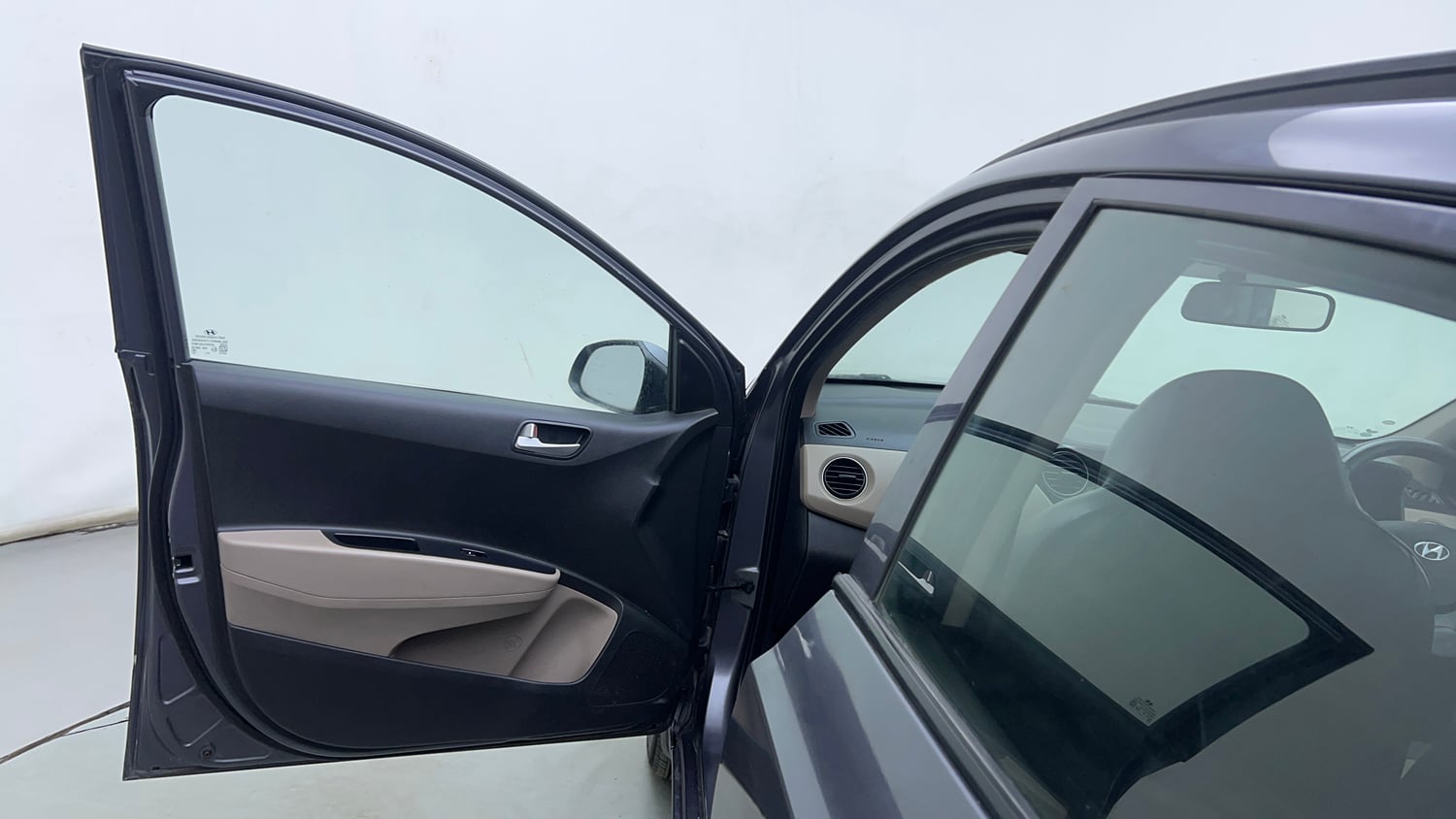 Used 2018 Hyundai Grand i10 Asta U2 1.2 CRDi Diesel Manual interior LEFT FRONT DOOR OPEN VIEW