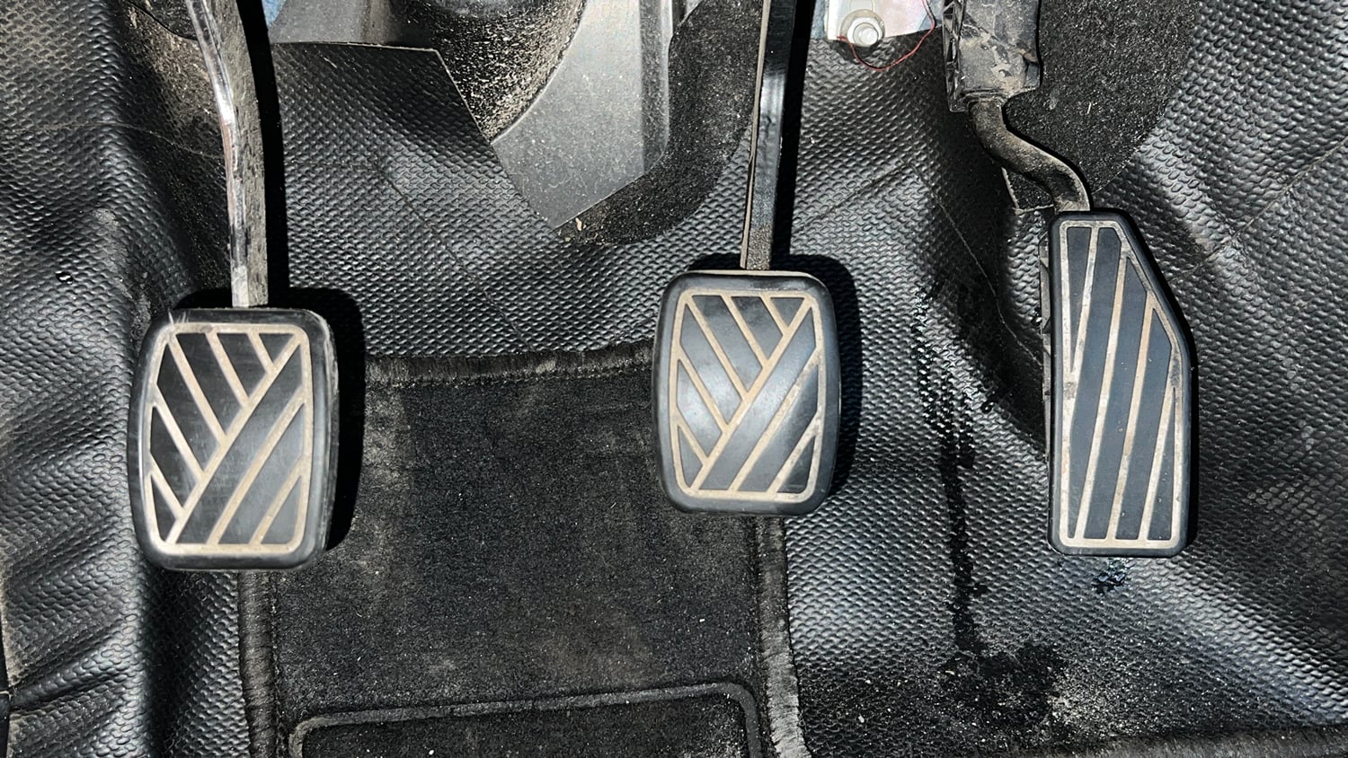 Used 2022 Maruti Suzuki Wagon R 1.0 VXi (O) 1.0 Petrol Manual interior PEDALS VIEW