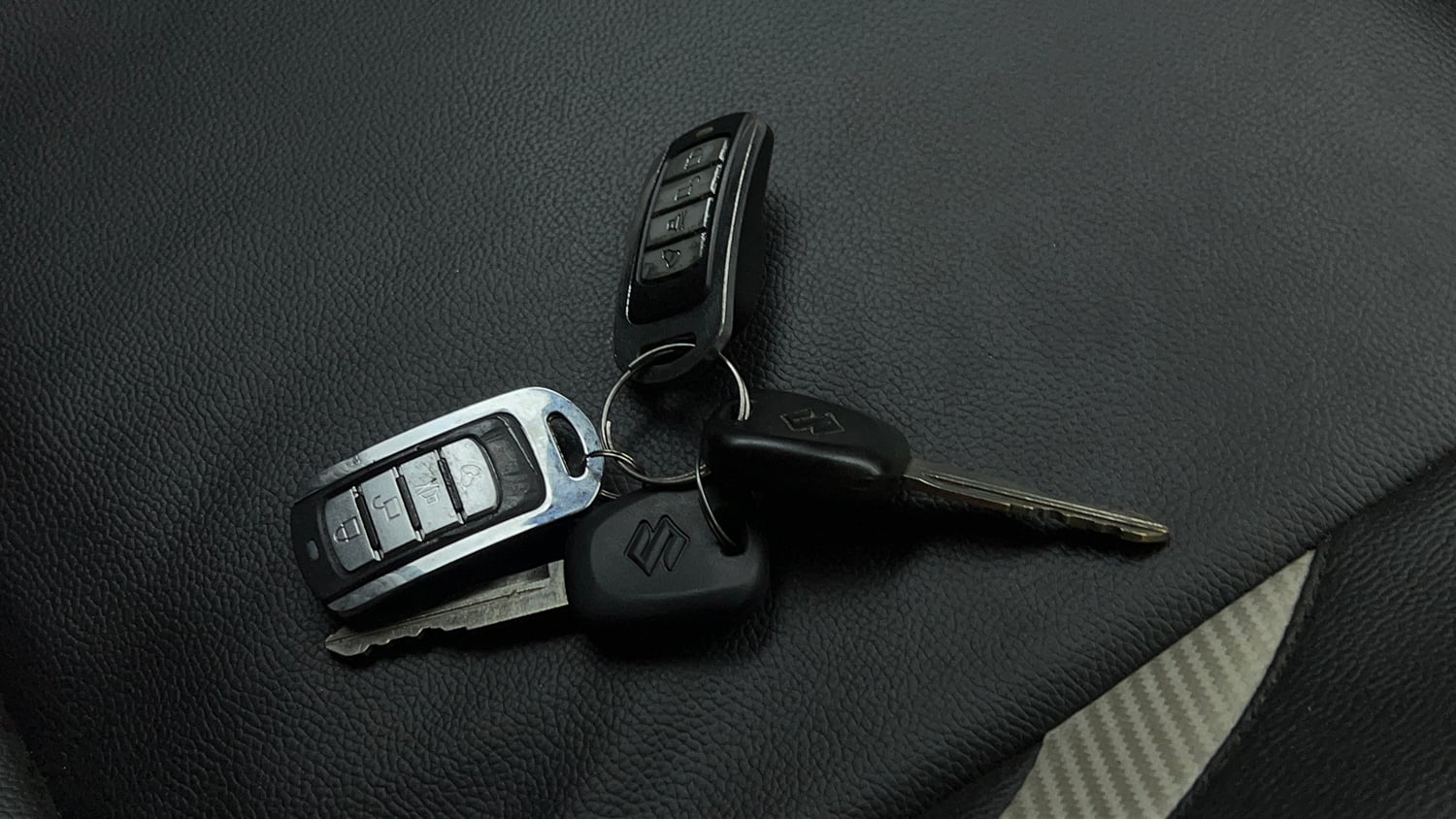 Used 2021 Maruti Suzuki Swift LXi Petrol Manual extra CAR KEY VIEW