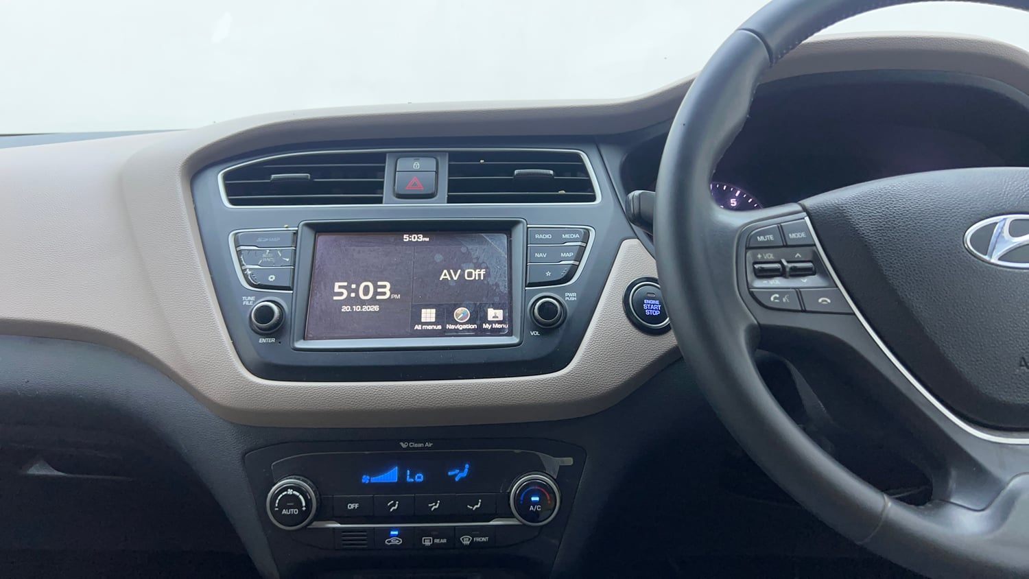 Used 2018 Hyundai Elite i20 Asta 1.2 (O) Petrol Manual interior MUSIC SYSTEM & AC CONTROL VIEW