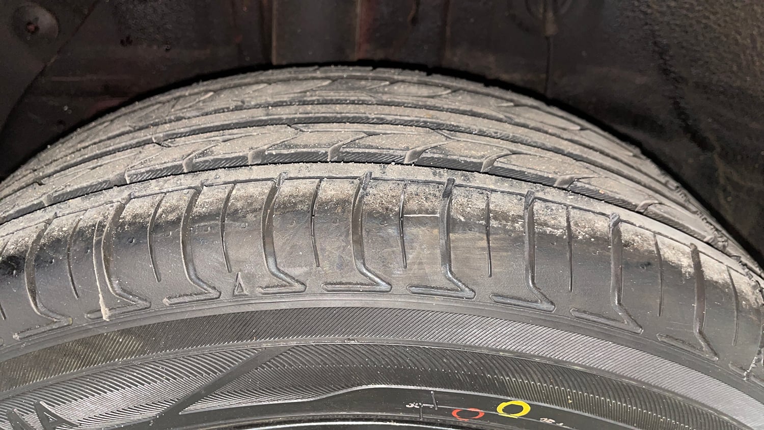 Used 2020 Hyundai Elite i20 Sportz Plus 1.2 Petrol Manual tyres RIGHT REAR TYRE TREAD VIEW