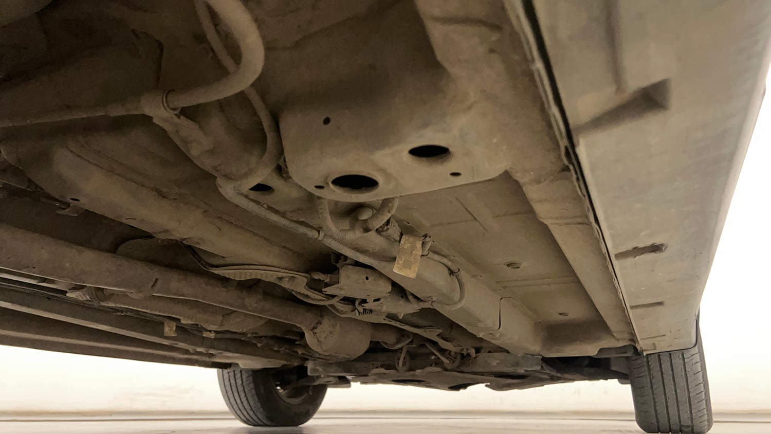Used 2024 Mahindra XUV 3XO AX5 1.5 Diesel Diesel Manual extra REAR RIGHT UNDERBODY VIEW