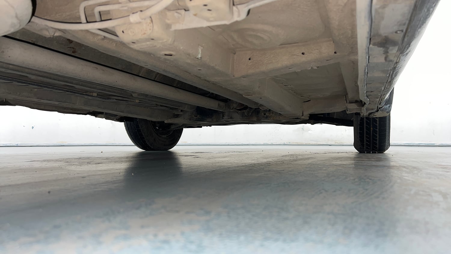 Used 2014 Maruti Suzuki Swift Dzire VDI Diesel Manual extra REAR RIGHT UNDERBODY VIEW
