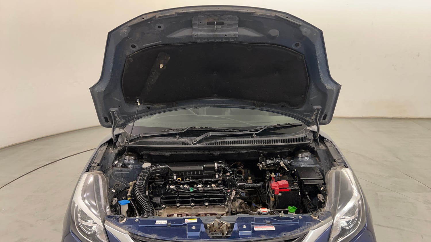 Used 2021 Maruti Suzuki Baleno Zeta Petrol Manual engine ENGINE & BONNET OPEN FRONT VIEW