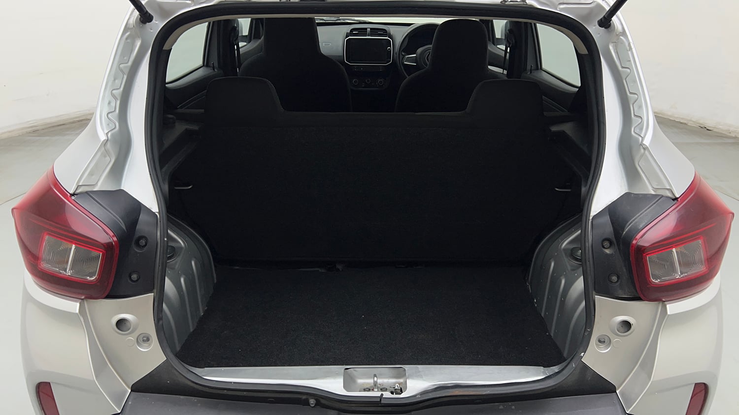Used 2022 Renault Kwid CLIMBER AMT Petrol Automatic interior DICKY INSIDE VIEW