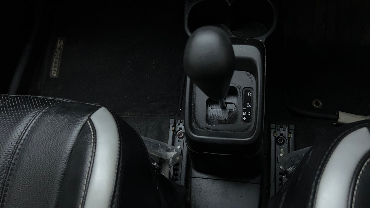 Used 2020 Maruti Suzuki S-Presso VXi Plus AMT Petrol Automatic interior GEAR  KNOB VIEW