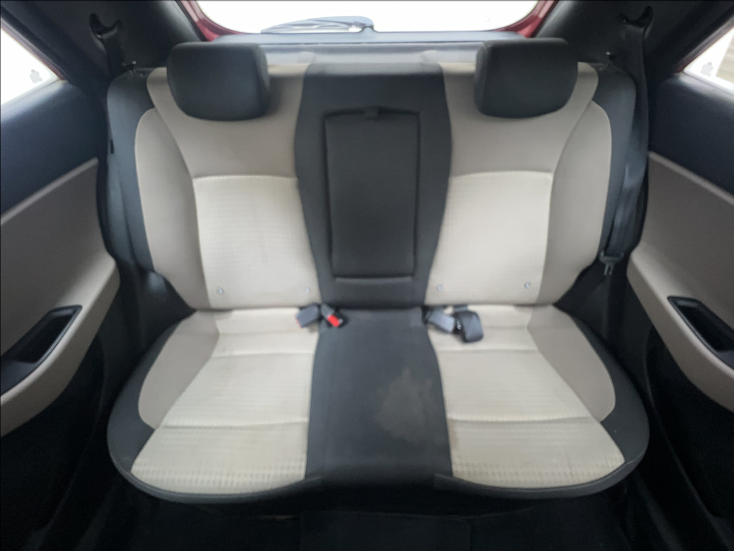Used 2018 Hyundai Elite i20 Asta 1.2 (O) Petrol Manual interior REAR SEAT CONDITION VIEW