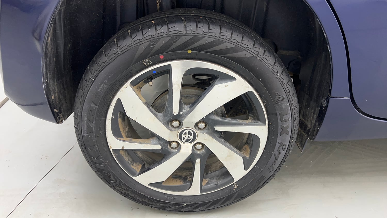 Used 2023 Toyota Glanza G Petrol Manual tyres RIGHT REAR TYRE RIM VIEW