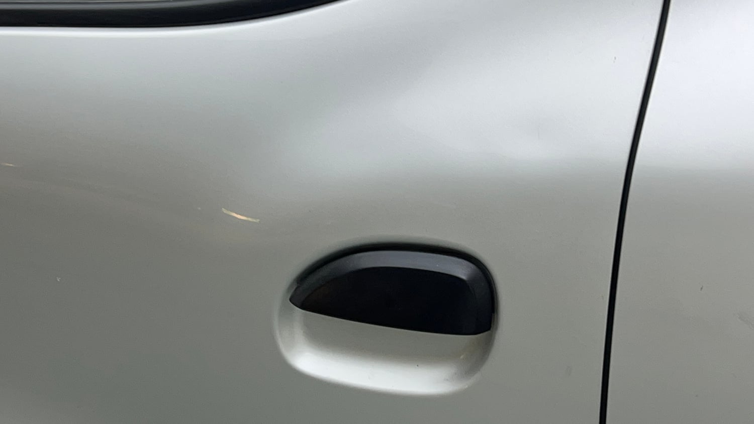 Used 2022 Renault Kwid CLIMBER AMT Petrol Automatic dents MINOR SCRATCH