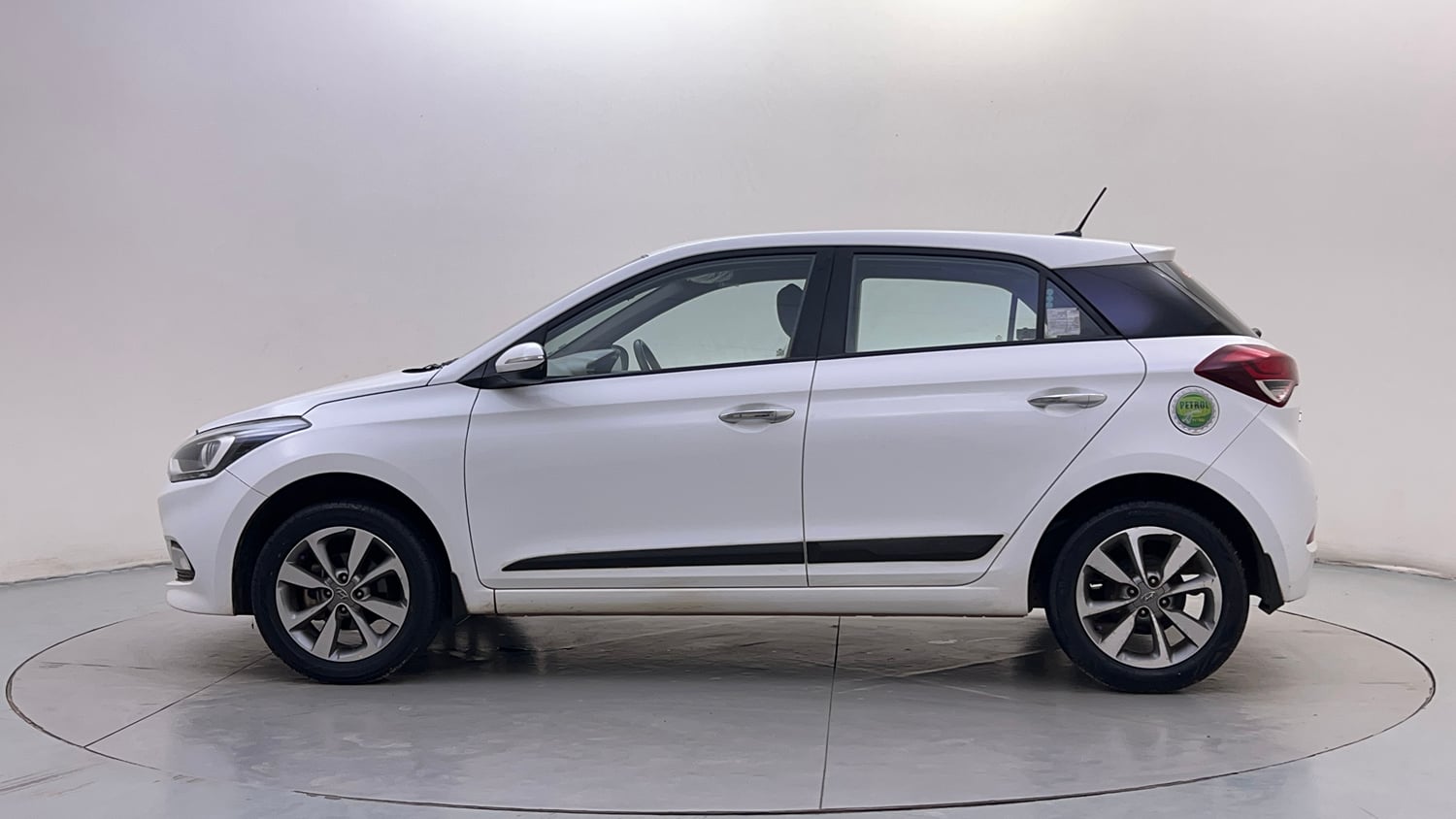 Used 2017 Hyundai Elite i20 Asta 1.2 (O) Petrol Manual exterior LEFT SIDE VIEW