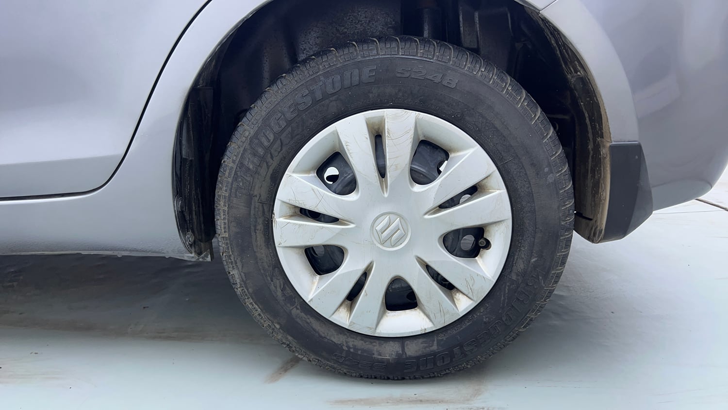 Used 2012 Maruti Suzuki Swift Dzire VXI Petrol Manual tyres LEFT REAR TYRE RIM VIEW