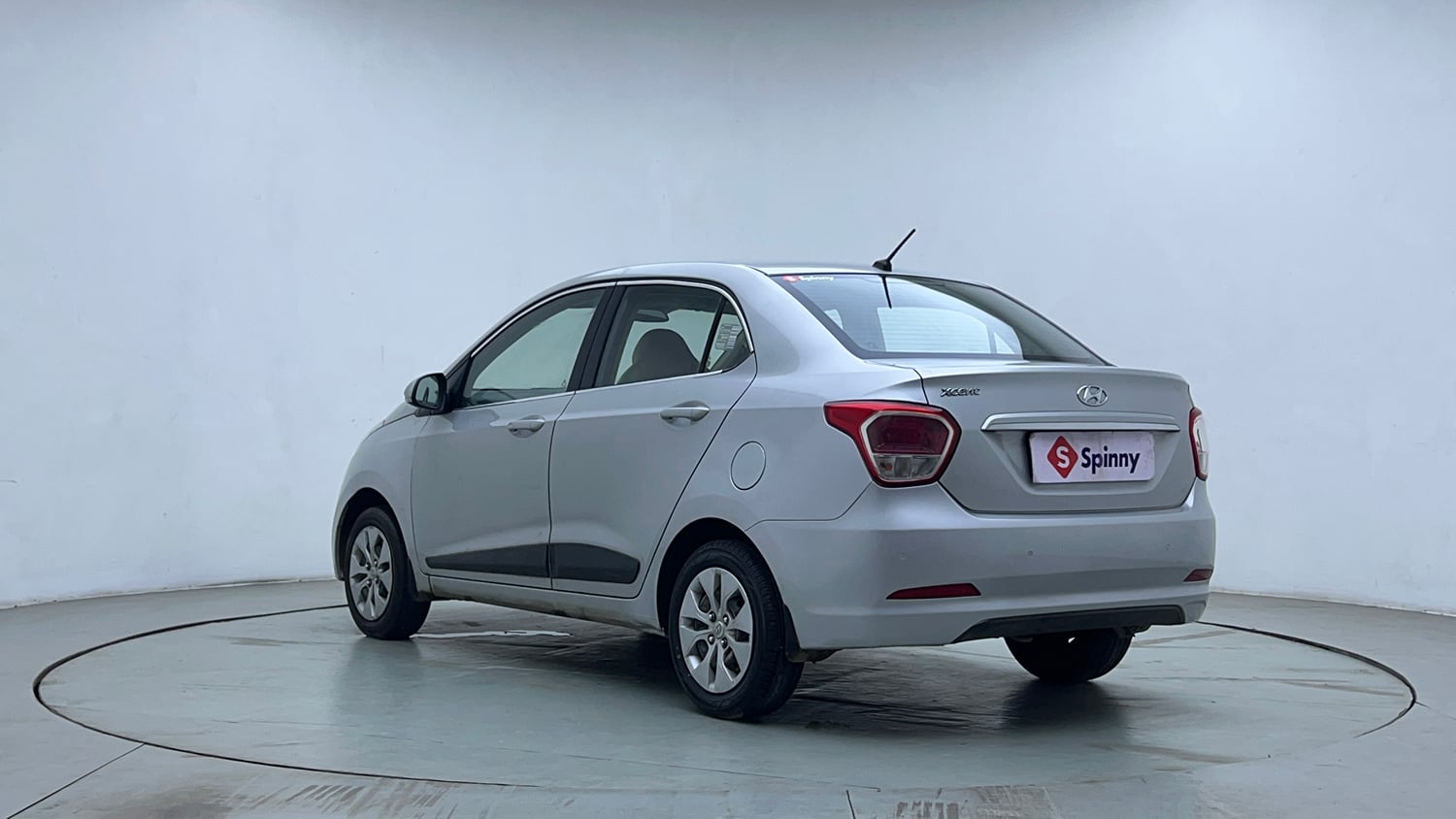 Used 2015 Hyundai Xcent S 1.2 Petrol Manual exterior LEFT REAR CORNER VIEW