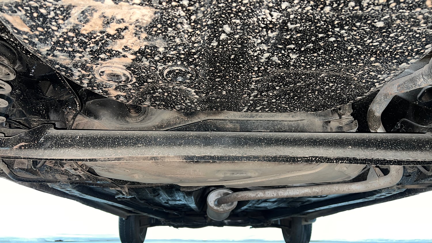 Used 2022 Maruti Suzuki Wagon R 1.0 VXi (O) 1.0 Petrol Manual extra REAR UNDERBODY VIEW (TAKEN FROM REAR)