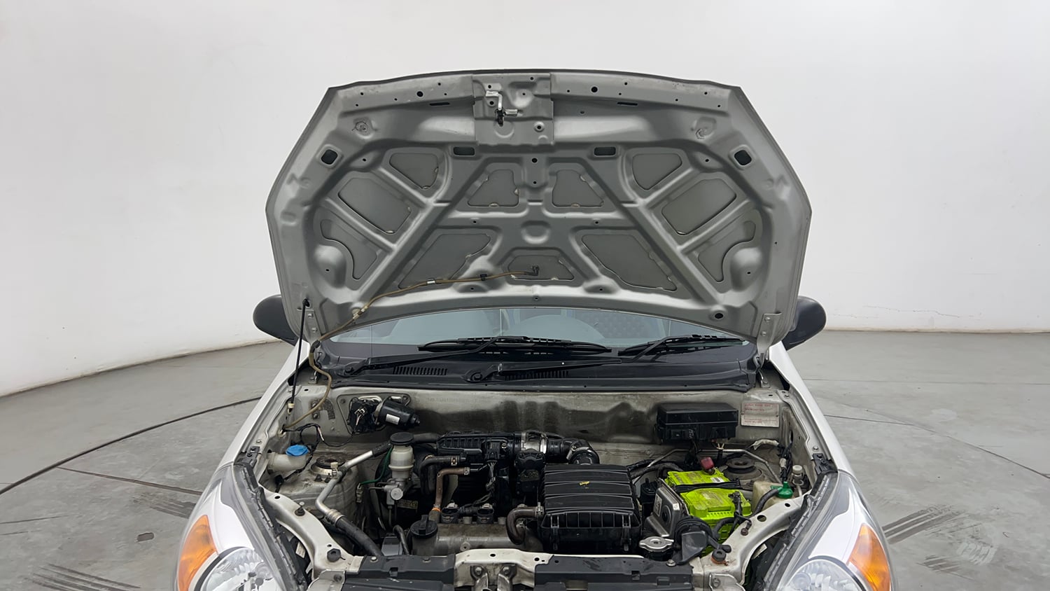 Used 2017 Maruti Suzuki Alto 800 LXi (O) Petrol Manual engine ENGINE & BONNET OPEN FRONT VIEW