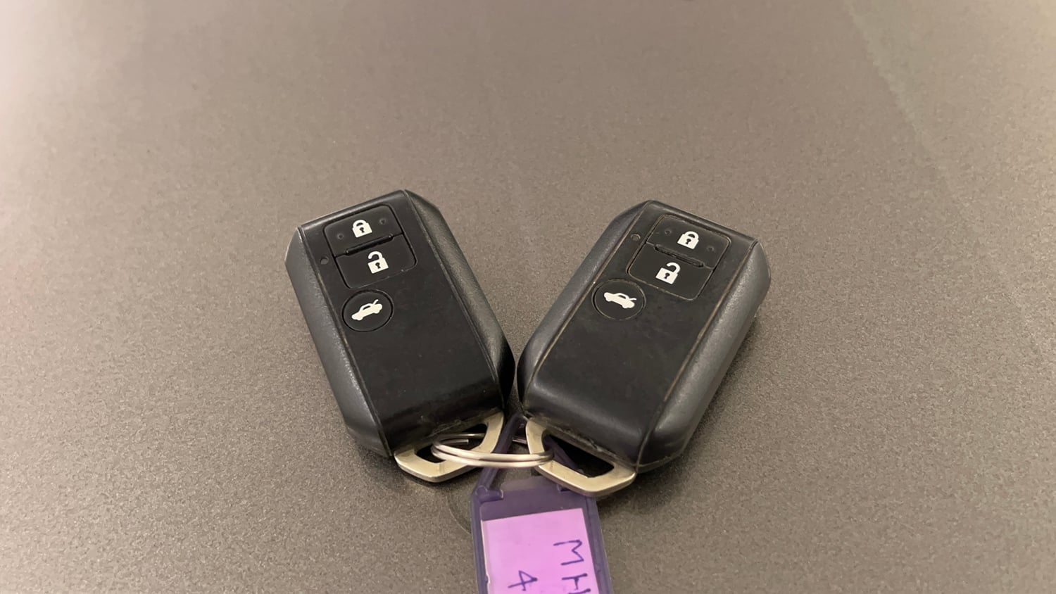 Used 2017 Maruti Suzuki Dzire ZXi AMT Petrol Automatic extra CAR KEY VIEW