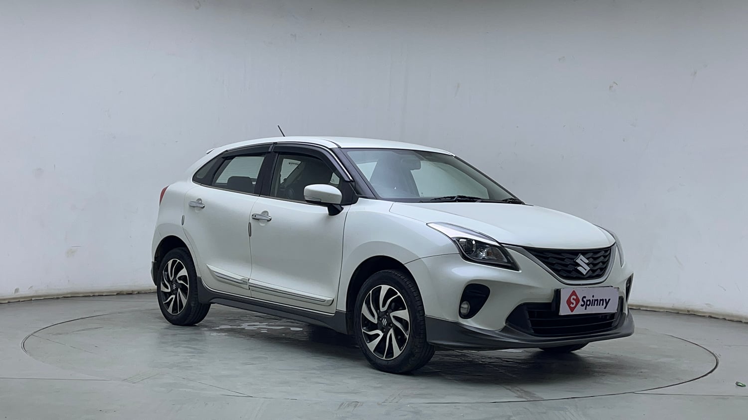 Used 2022 Maruti Suzuki Baleno Zeta Petrol Manual exterior RIGHT FRONT CORNER VIEW