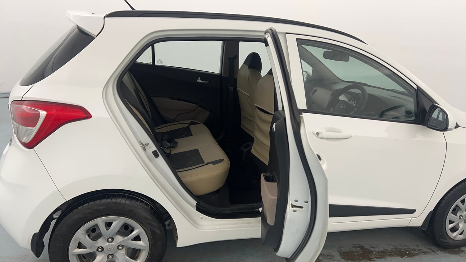 Used 2019 Hyundai Grand i10 Sportz 1.2 Kappa VTVT Petrol Manual interior RIGHT SIDE REAR DOOR CABIN VIEW