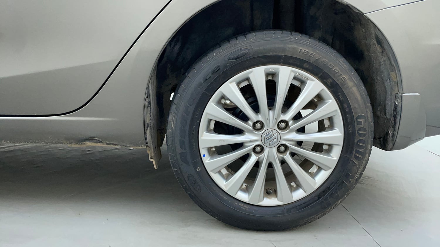 Used 2022 Maruti Suzuki Ciaz Zeta 1.5 Petrol Manual tyres LEFT REAR TYRE RIM VIEW