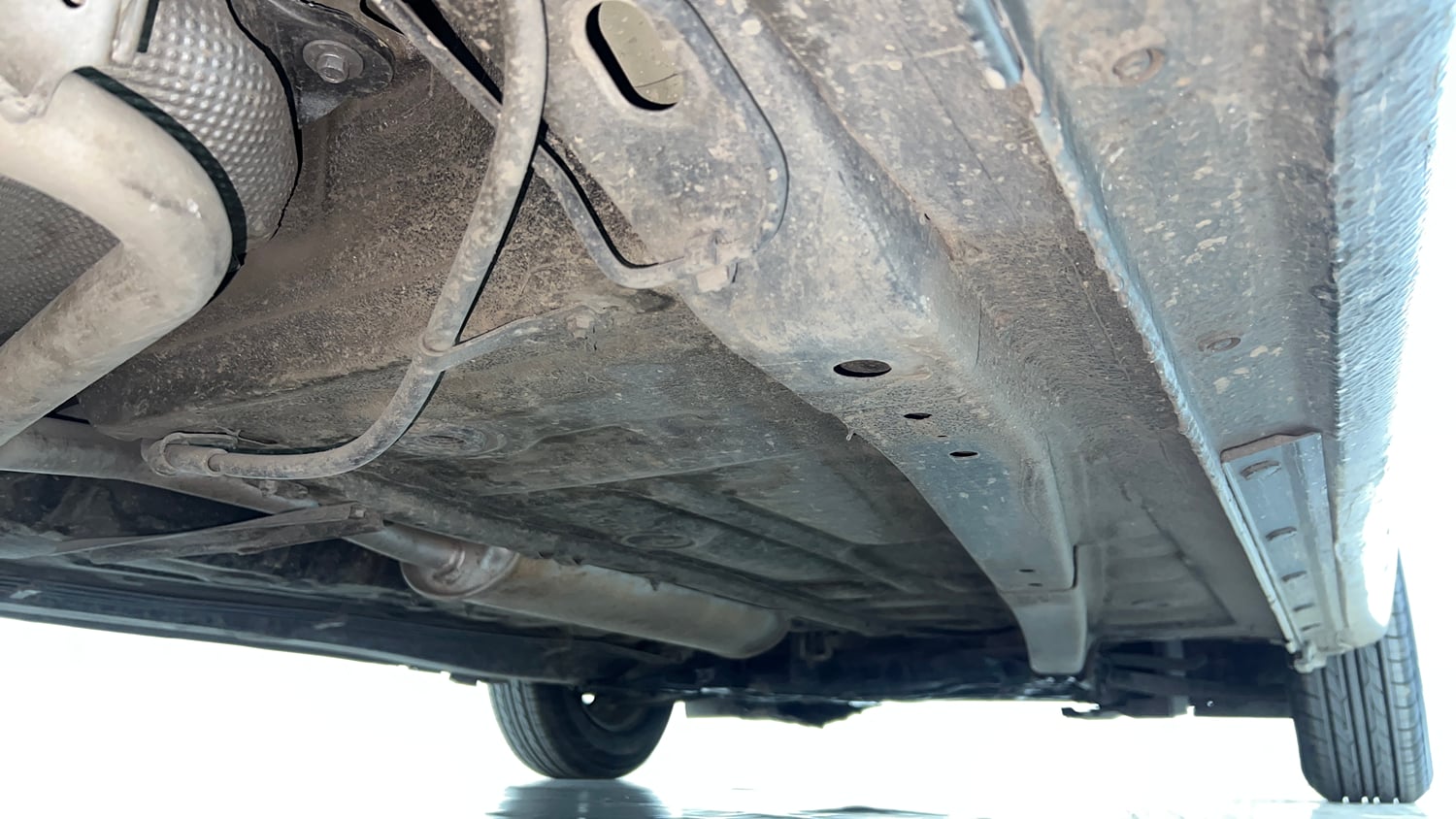 Used 2018 Maruti Suzuki Dzire VXi AMT Petrol Automatic extra REAR RIGHT UNDERBODY VIEW