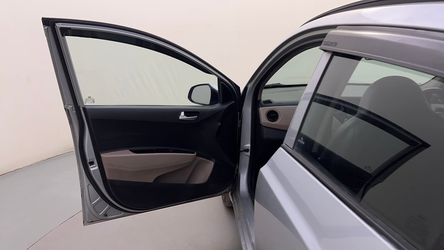 Used 2019 Hyundai Grand i10 Sportz 1.2 Kappa VTVT Petrol Manual interior LEFT FRONT DOOR OPEN VIEW