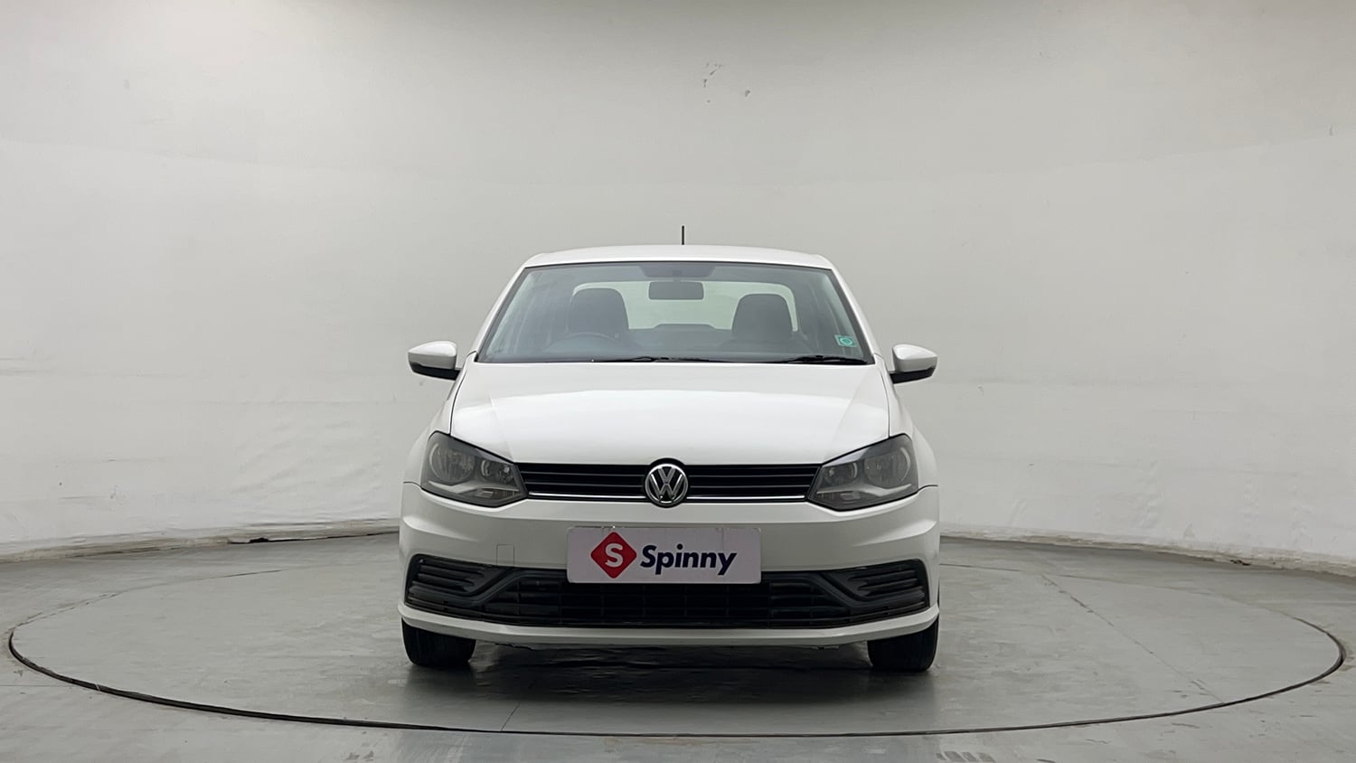 Used 2020 Volkswagen Ameo Trendline 1.0L (P) Petrol Manual exterior FRONT VIEW