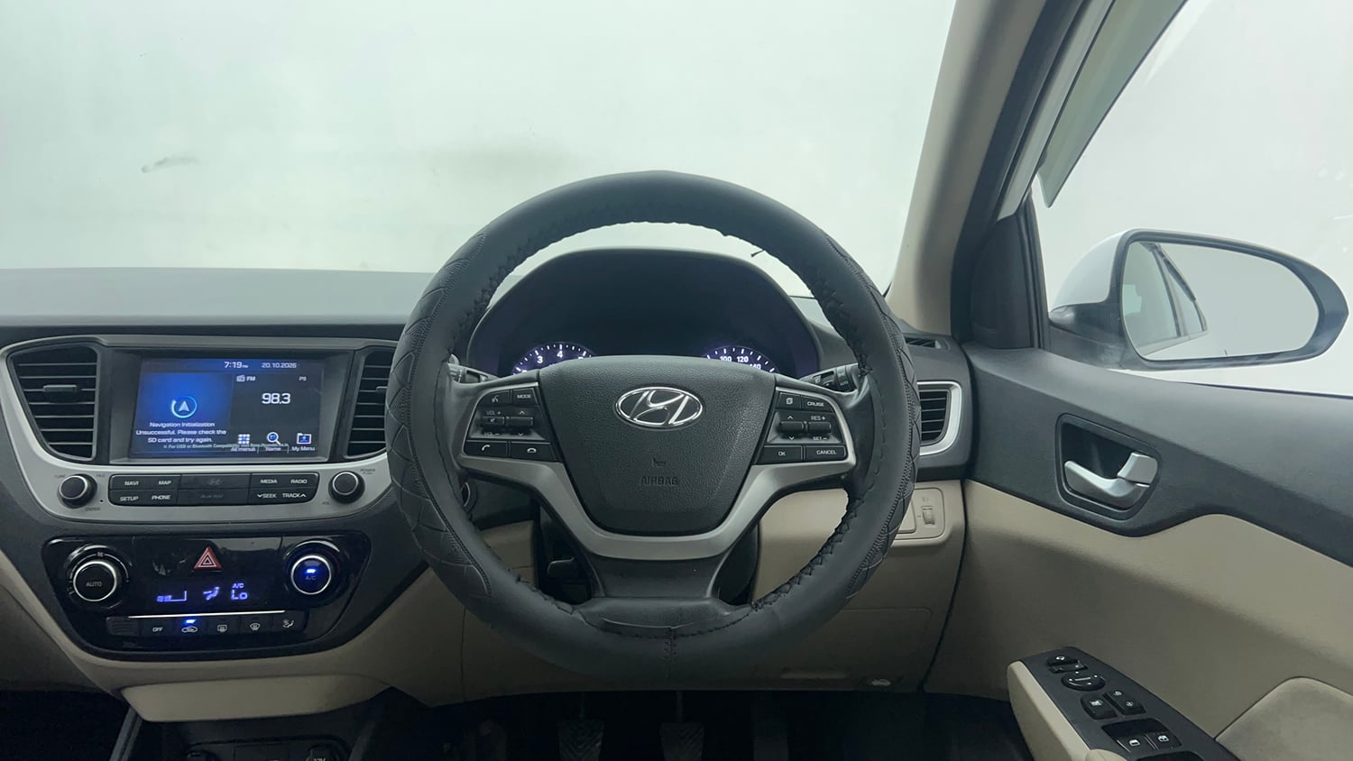 Used 2019 Hyundai Verna SX 1.6 VTVT Petrol Manual interior STEERING VIEW