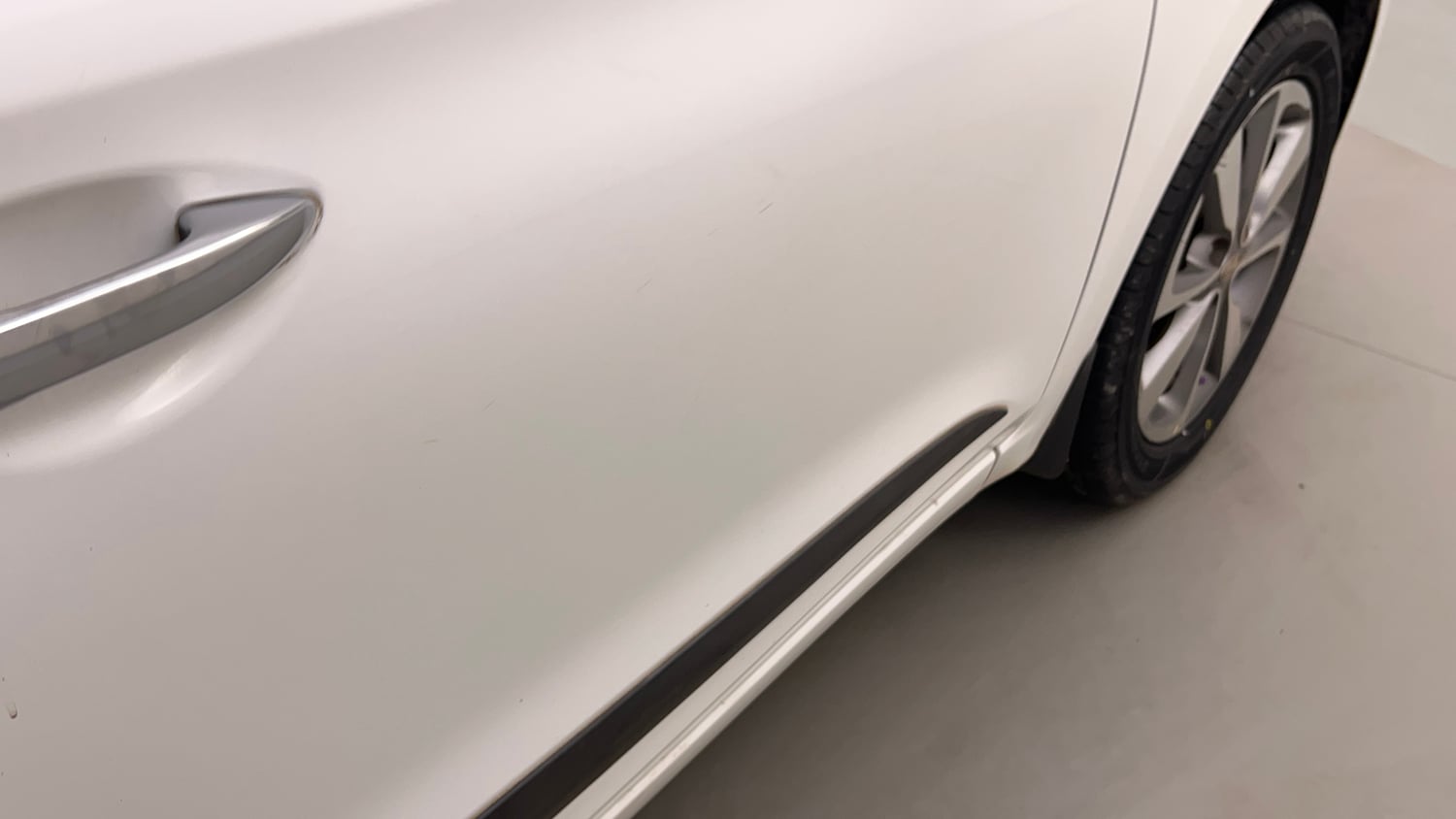 Used 2017 Hyundai Elite i20 Asta 1.2 (O) Petrol Manual dents MINOR SCRATCH