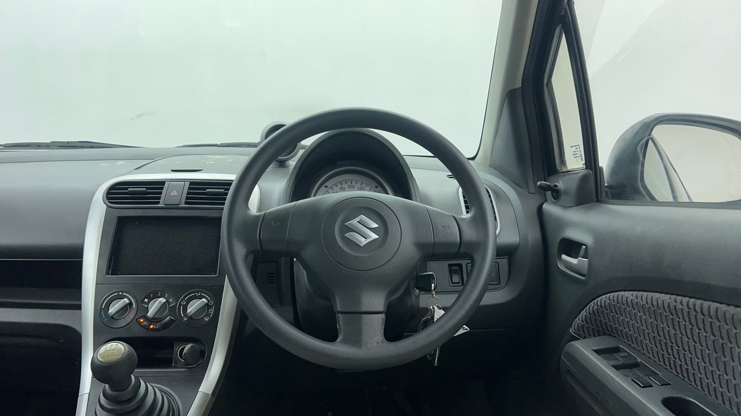 Used 2013 Maruti Suzuki Ritz Vxi BS-IV Petrol Manual interior STEERING VIEW
