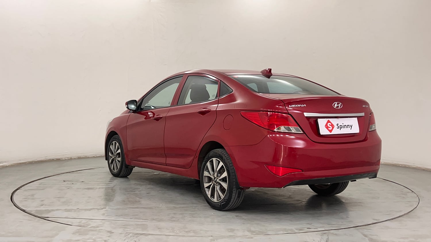 Used 2016 Hyundai Verna 1.6 CRDI SX Diesel Manual exterior LEFT REAR CORNER VIEW