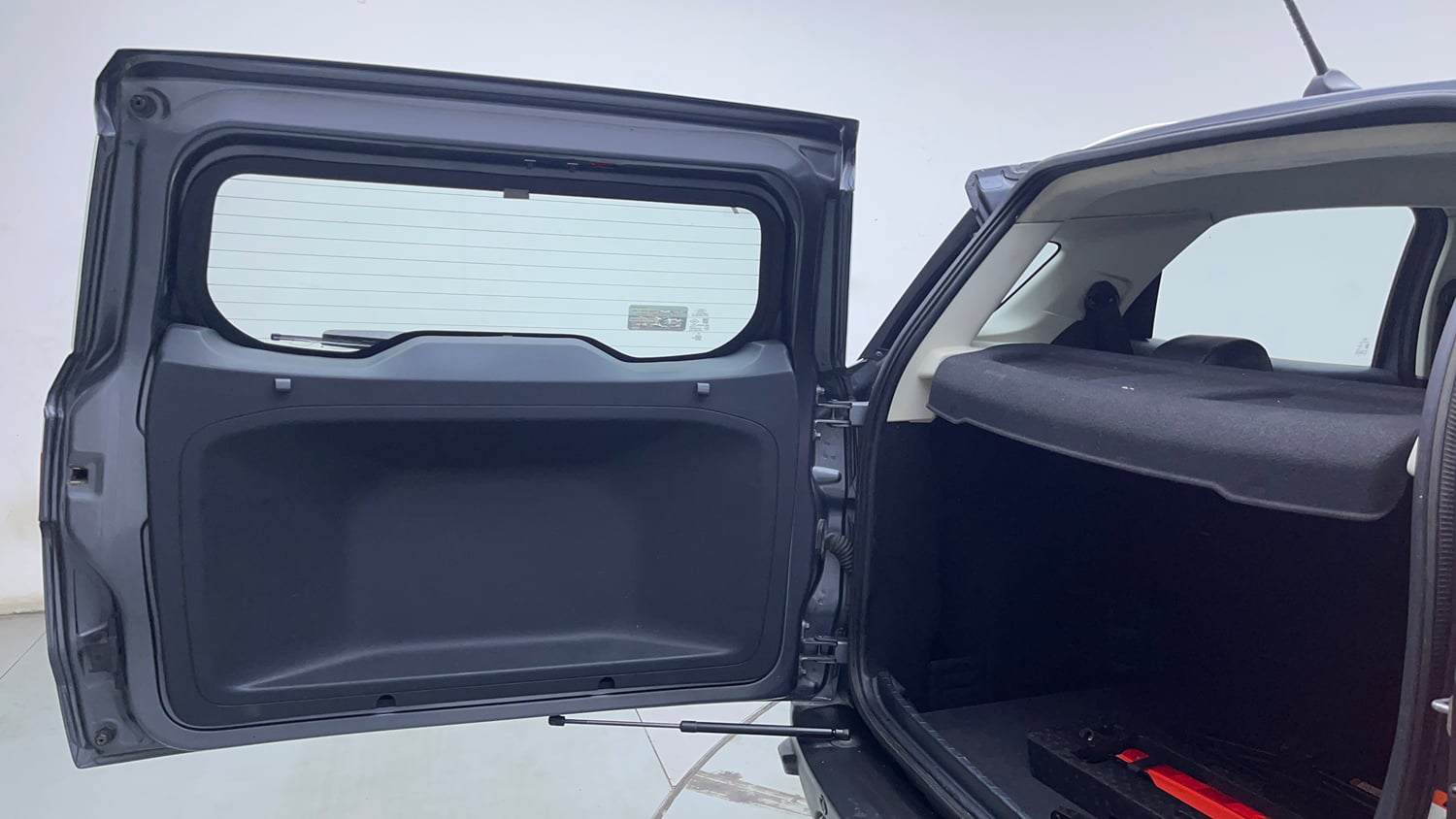 Used 2019 Ford EcoSport Titanium + 1.5L Ti-VCT AT Petrol Automatic interior DICKY DOOR OPEN VIEW