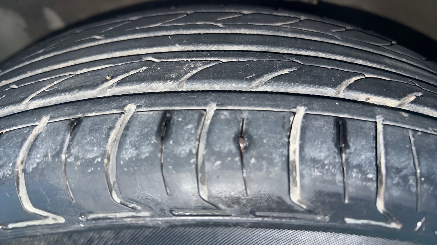 Used 2020 Maruti Suzuki Celerio VXi CNG Cng Manual tyres LEFT FRONT TYRE TREAD VIEW