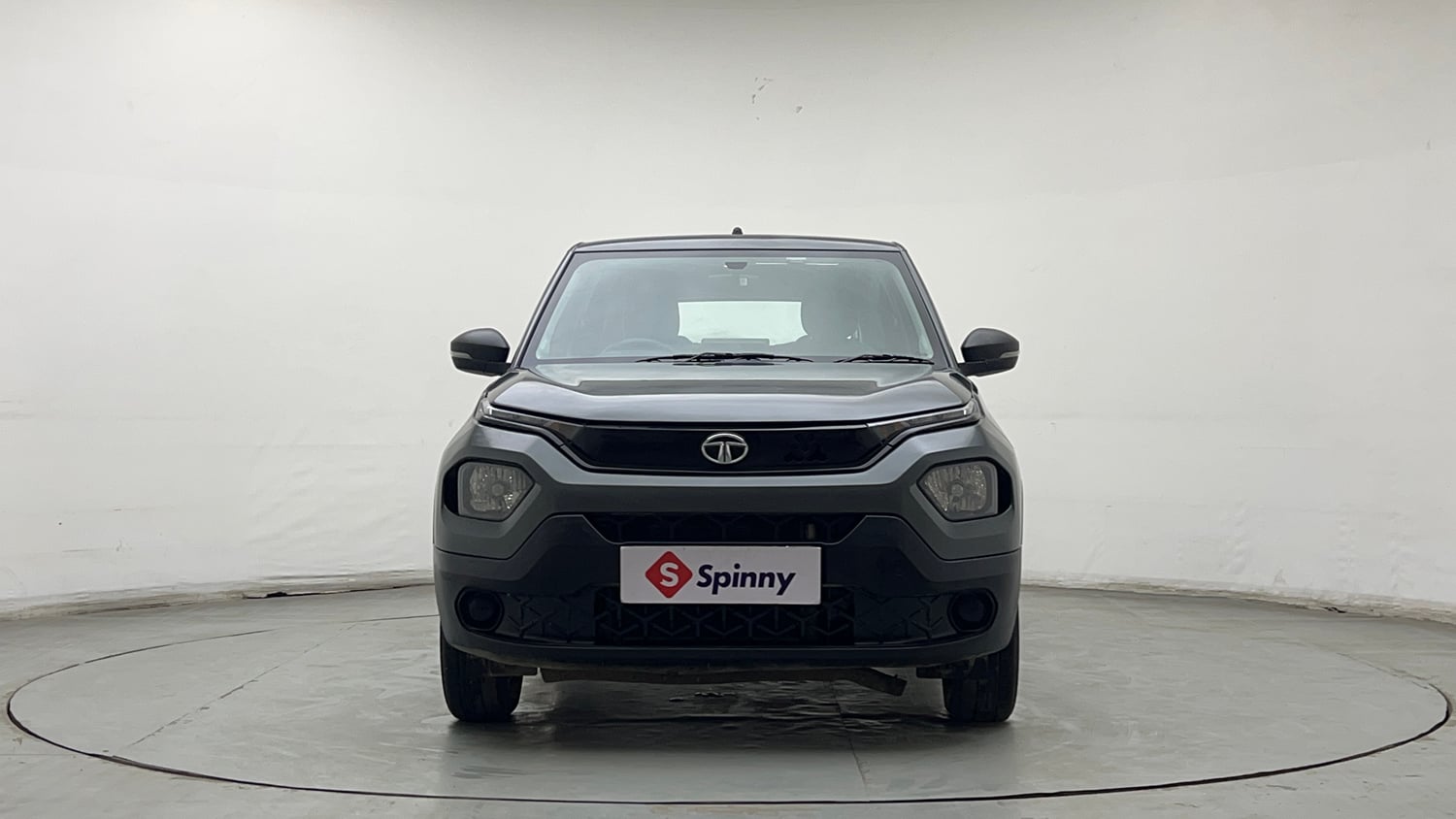 Used 2023 Tata Punch Pure MT Petrol Manual exterior FRONT VIEW