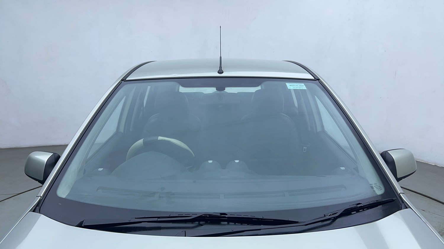 Used 2012 Ford Figo Duratec Petrol ZXI 1.2 Petrol Manual exterior FRONT WINDSHIELD VIEW