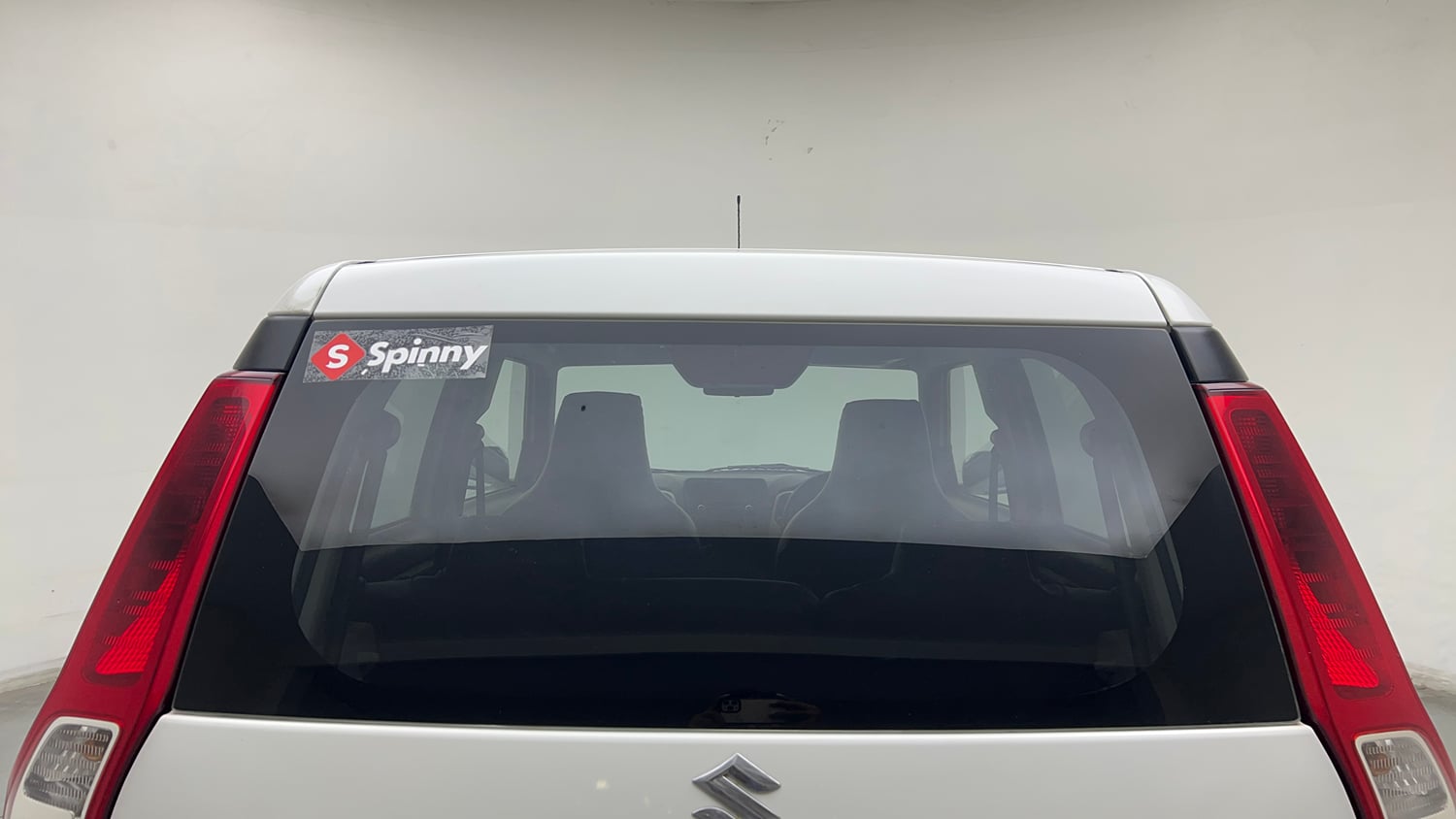 Used 2022 Maruti Suzuki Wagon R VXI 1.0 Petrol Manual exterior BACK WINDSHIELD VIEW