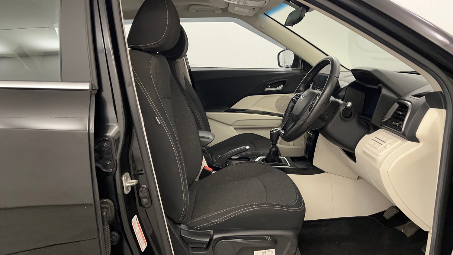 Used 2024 Mahindra XUV 3XO AX5 1.5 Diesel Diesel Manual interior RIGHT SIDE FRONT DOOR CABIN VIEW
