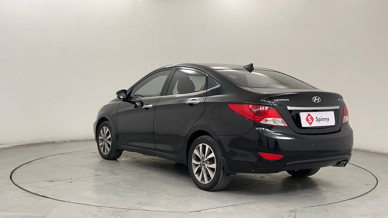 Used 2013 Hyundai Verna Fluidic 1.6 VTVT SX Petrol Manual exterior LEFT REAR CORNER VIEW