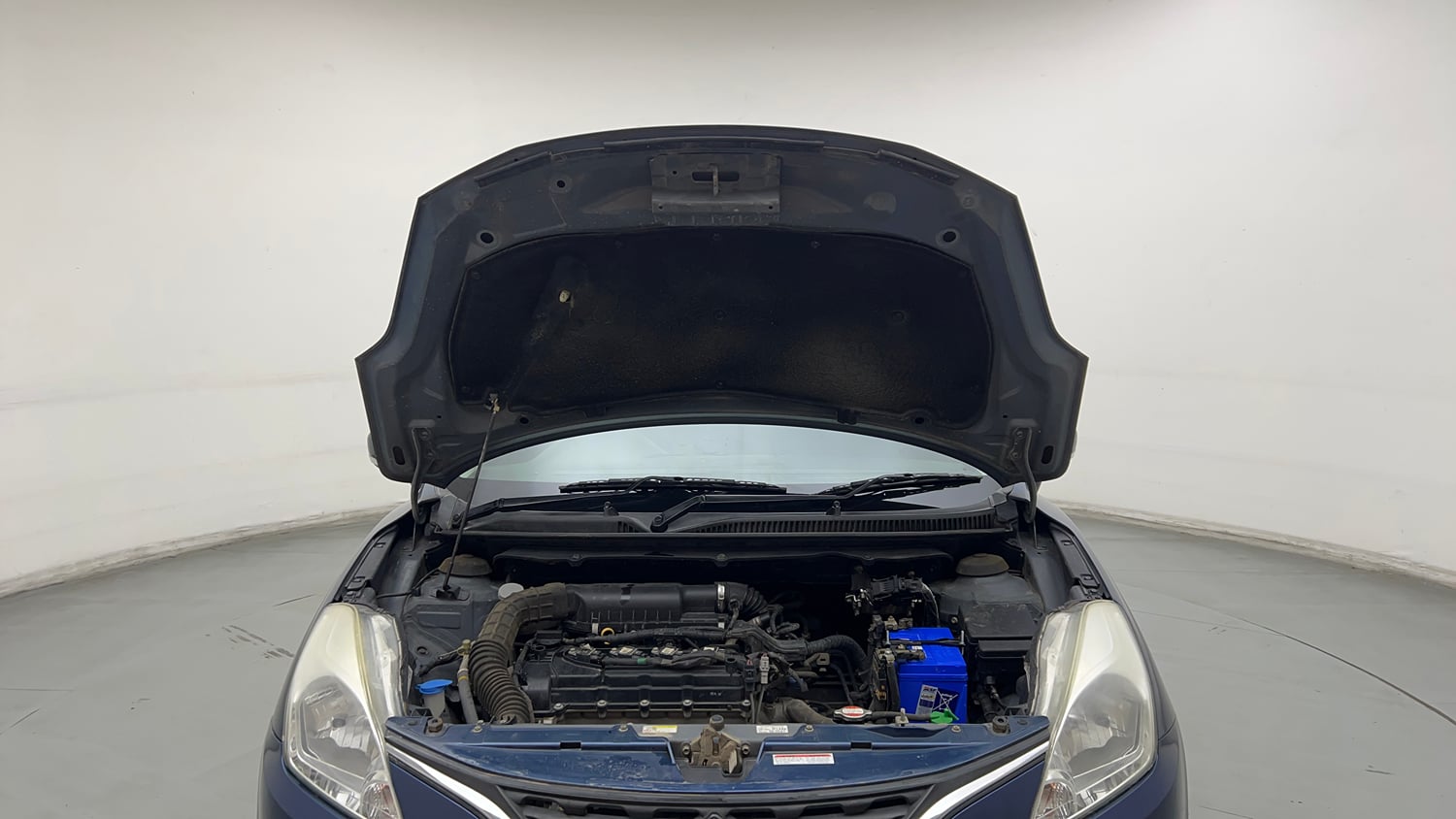 Used 2018 Maruti Suzuki Baleno Zeta 1.2 AT Petrol Automatic engine ENGINE & BONNET OPEN FRONT VIEW