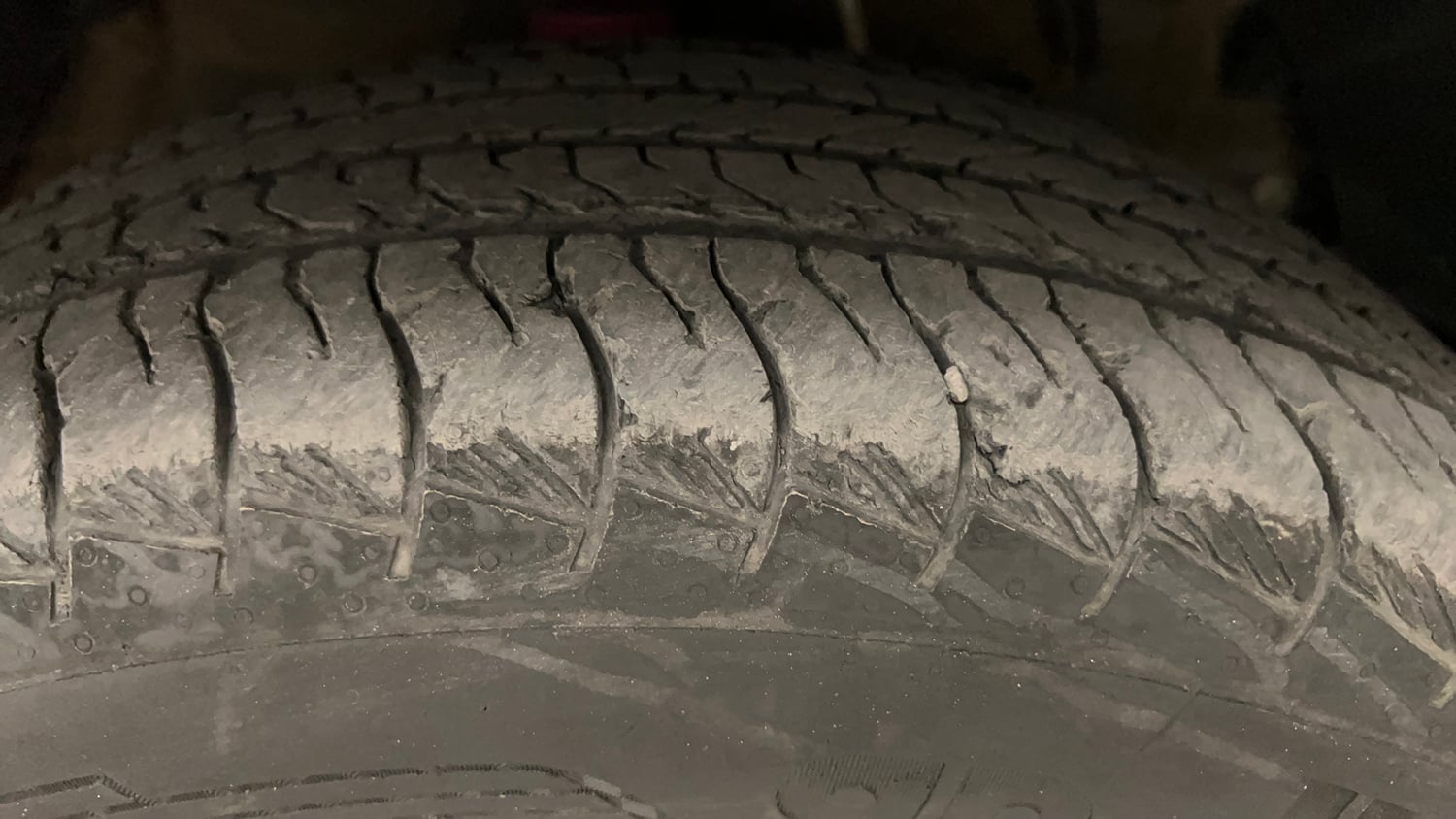 Used 2024 Mahindra XUV 3XO AX5 1.5 Diesel Diesel Manual tyres RIGHT FRONT TYRE TREAD VIEW