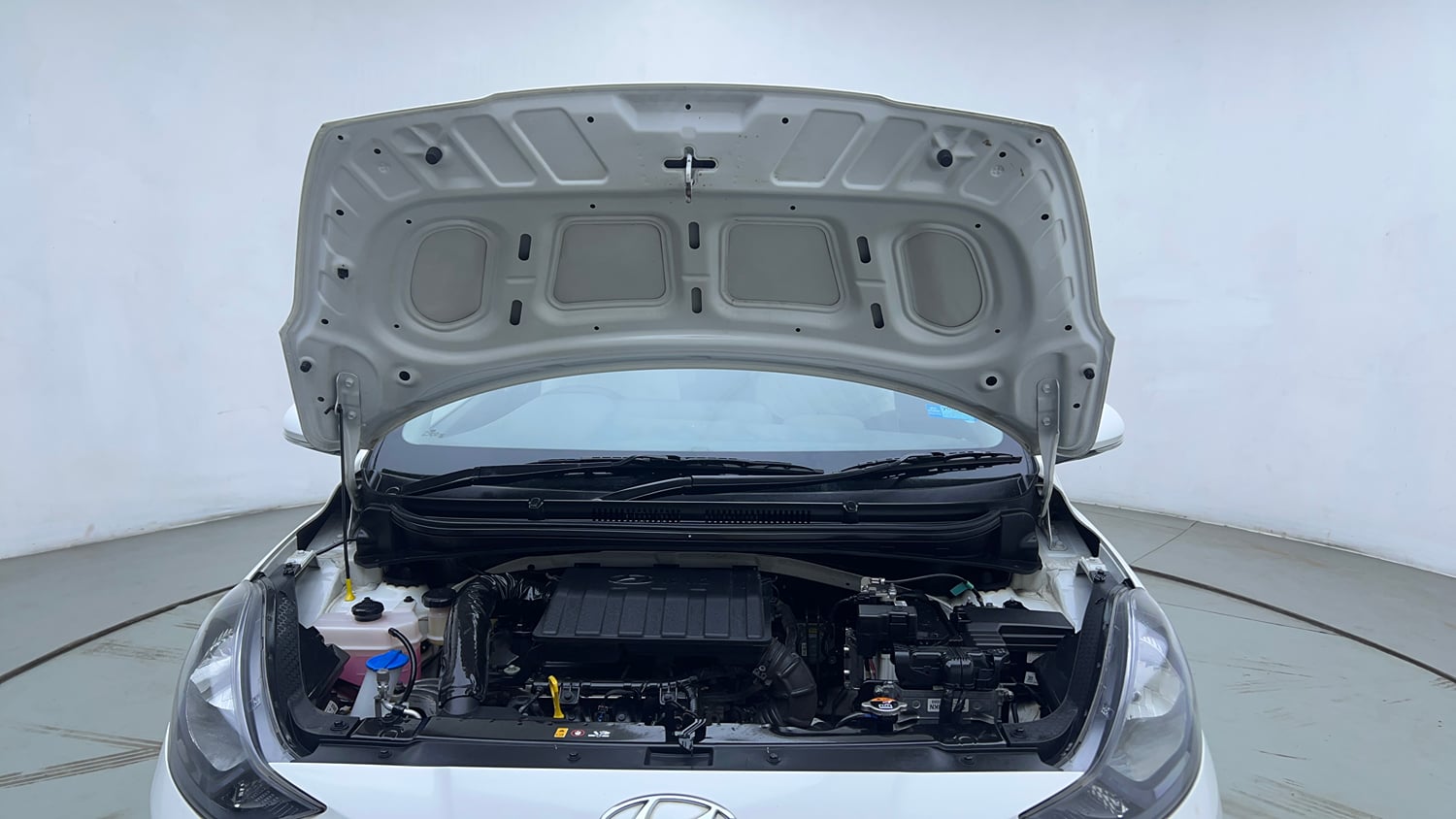 Used 2022 Hyundai Grand i10 Nios Magna AMT 1.2 Kappa VTVT Petrol Automatic engine ENGINE & BONNET OPEN FRONT VIEW