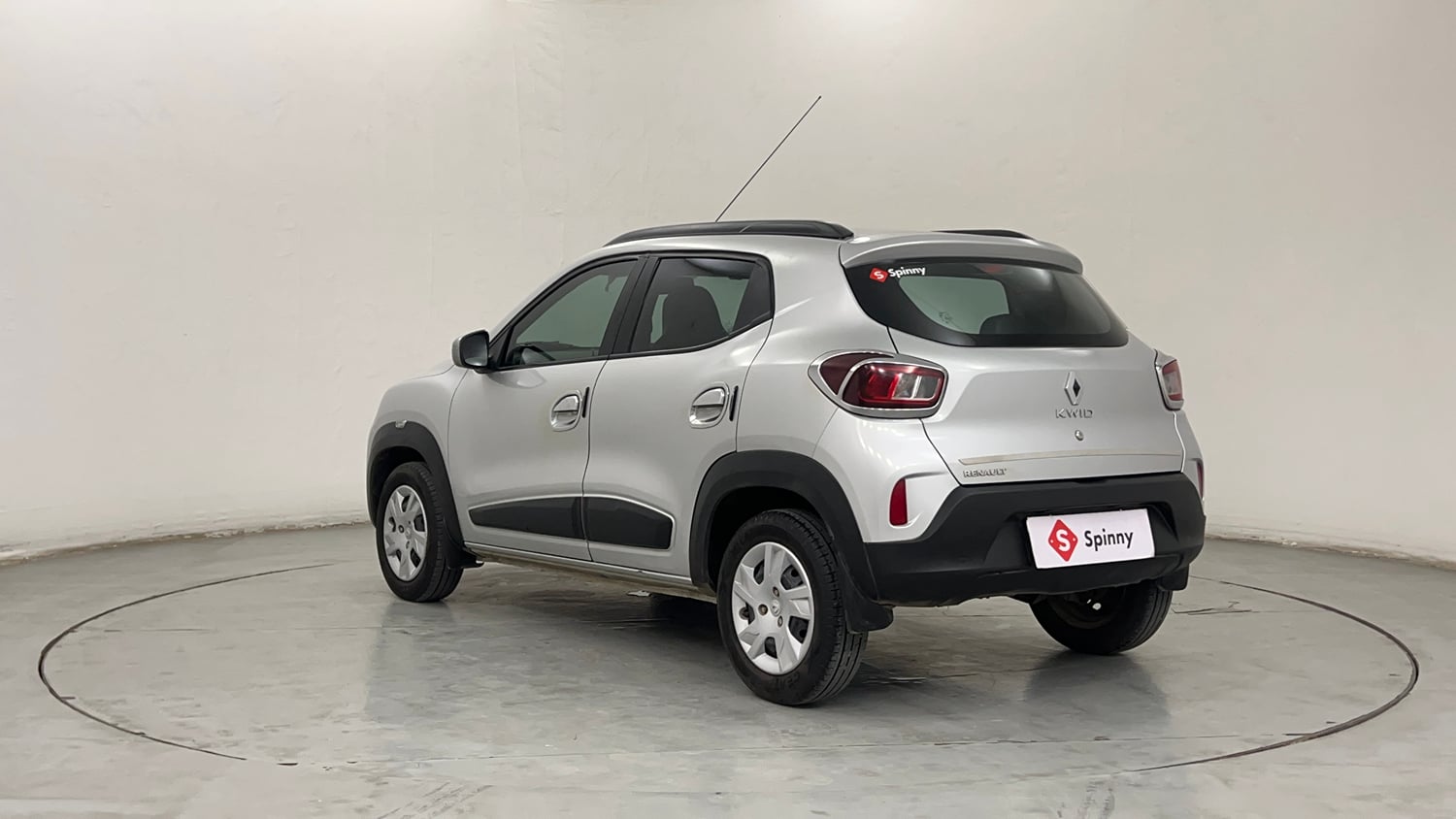 Used 2022 Renault Kwid RXT 1.0 (O) Petrol Manual exterior LEFT REAR CORNER VIEW