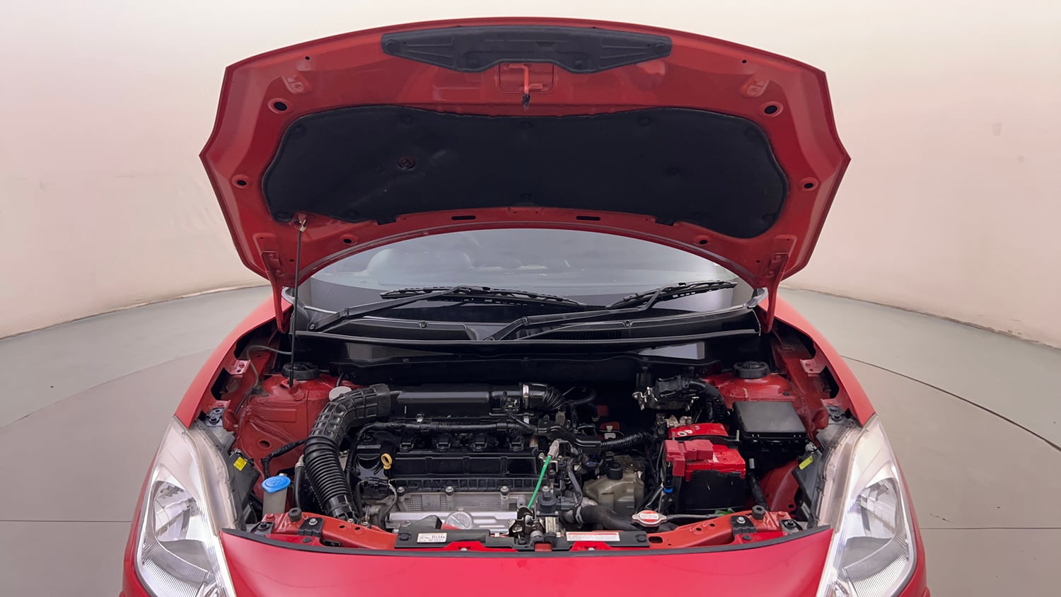 Used 2021 Maruti Suzuki Swift VXi AMT Petrol Automatic engine ENGINE & BONNET OPEN FRONT VIEW