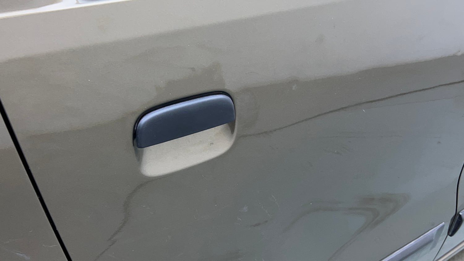 Used 2014 Maruti Suzuki Wagon R VXI Petrol Manual dents MINOR SCRATCH