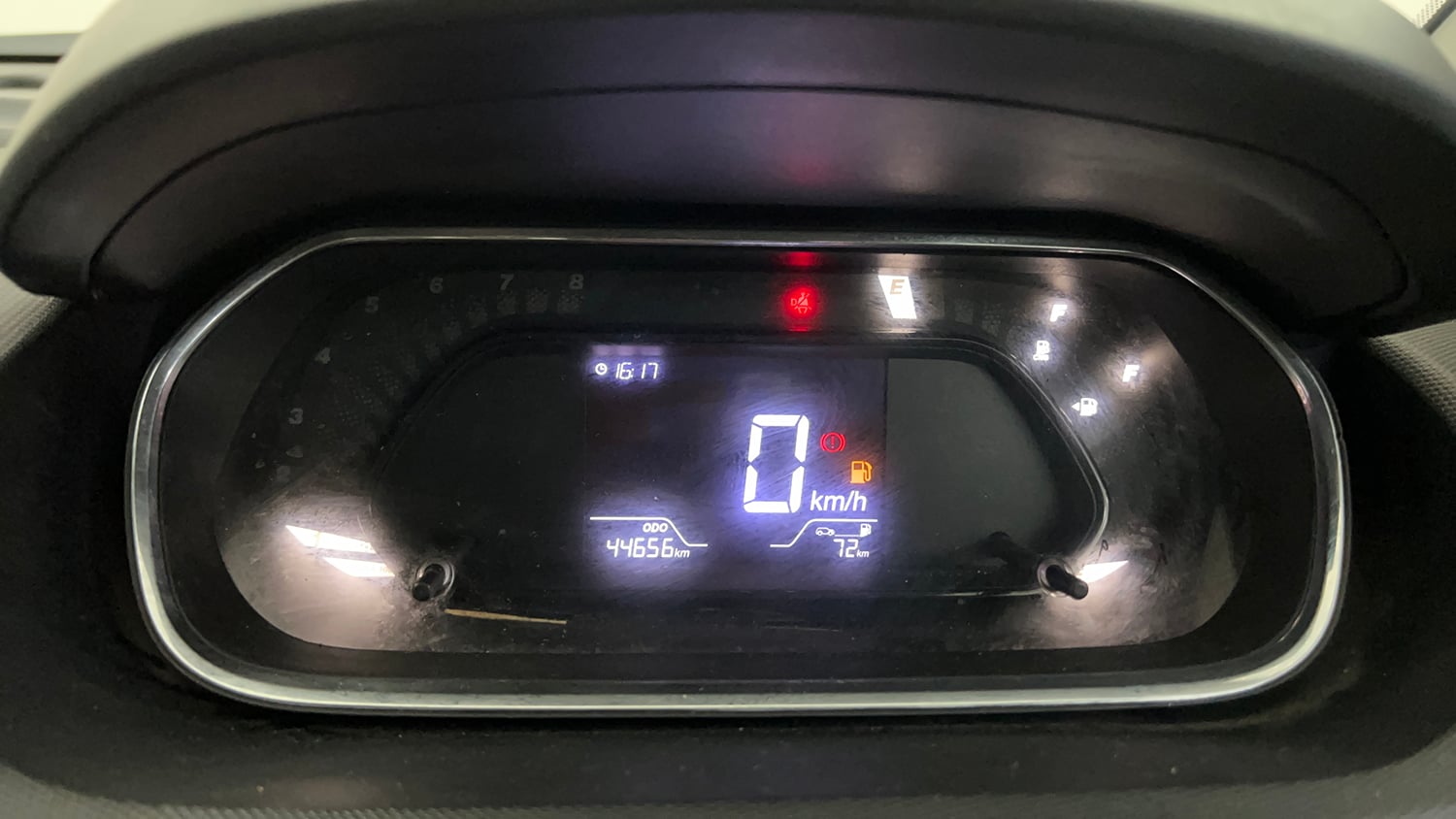 Used 2023 Tata Tiago XT CNG Cng Manual interior CLUSTERMETER VIEW
