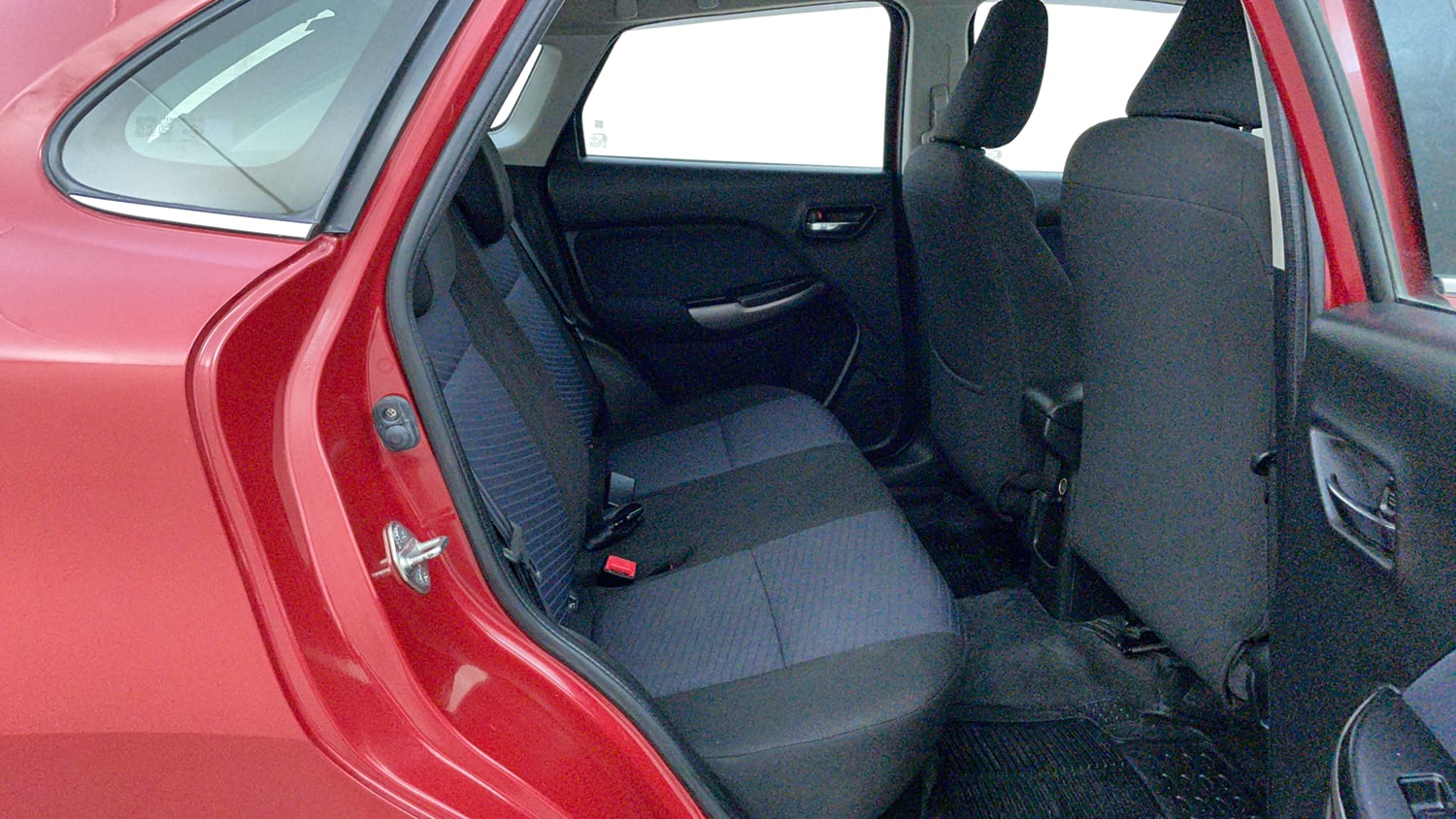 Used 2020 Maruti Suzuki Baleno Zeta Petrol Manual interior RIGHT SIDE REAR DOOR CABIN VIEW