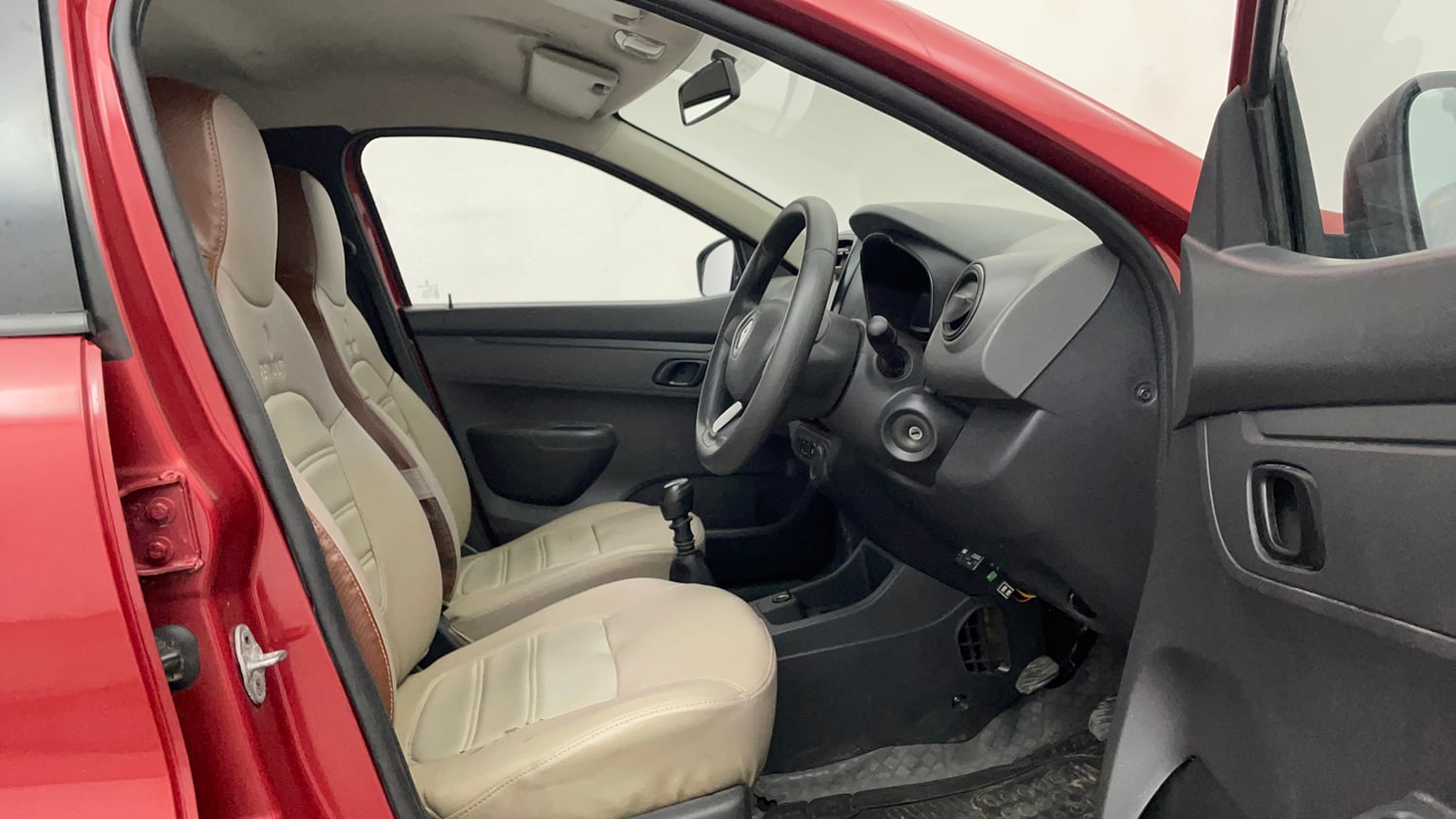 Used 2016 Renault Kwid RXT Petrol Manual interior RIGHT SIDE FRONT DOOR CABIN VIEW