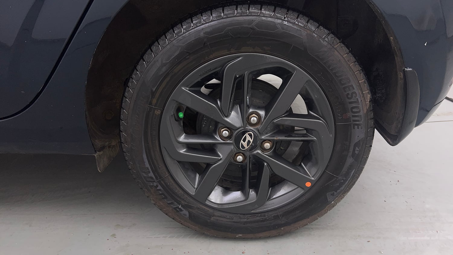 Used 2022 Hyundai Grand i10 Nios Sportz 1.2 Kappa VTVT Petrol Manual tyres LEFT REAR TYRE RIM VIEW